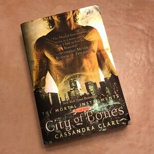 City of Bones The Mortal Instruments by Cassandra Clare